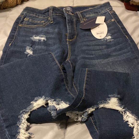 Nwt scoop crop flare jeans with frayed hem, size 0 - Picture 2 of 5